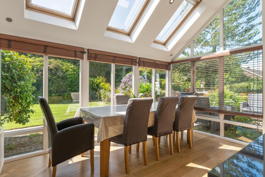10 Stockbridge Road