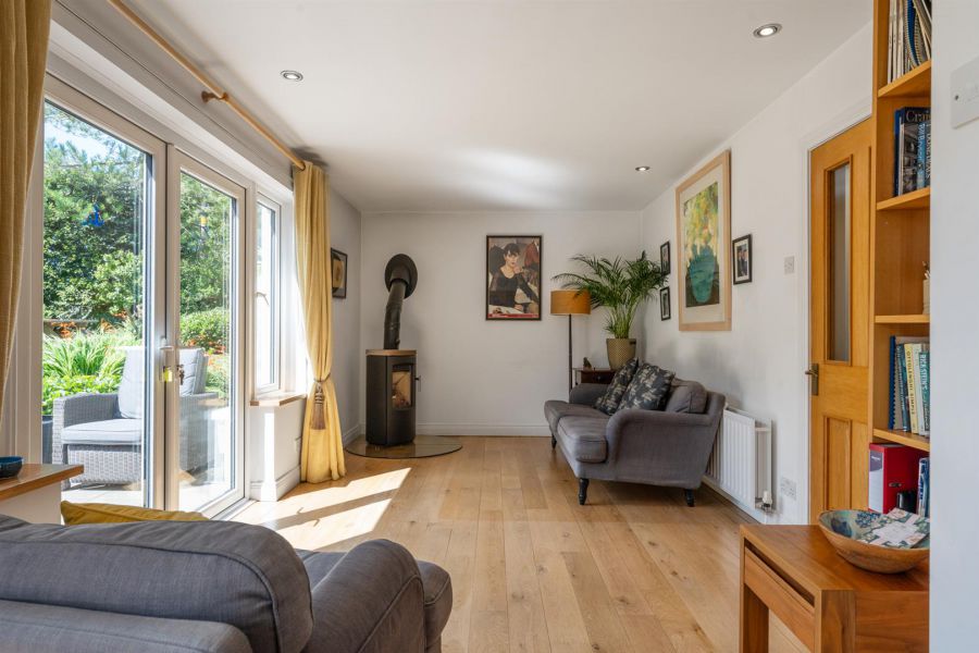 10 Stockbridge Road