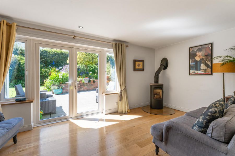 10 Stockbridge Road