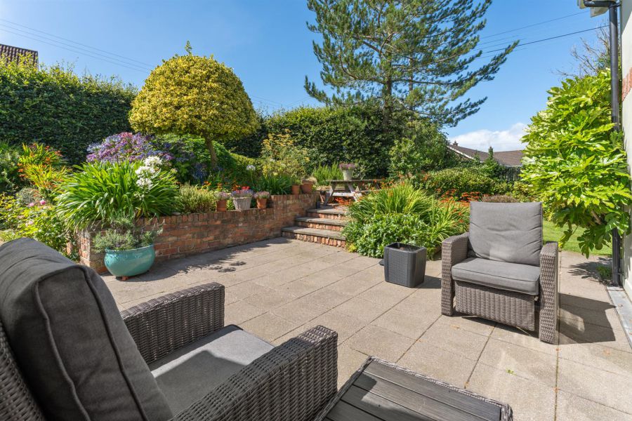 10 Stockbridge Road