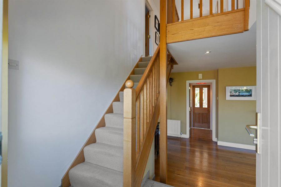 10 Stockbridge Road