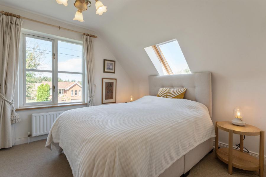 10 Stockbridge Road