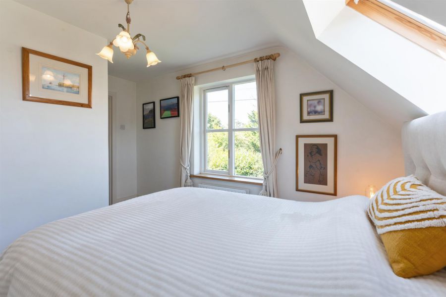 10 Stockbridge Road