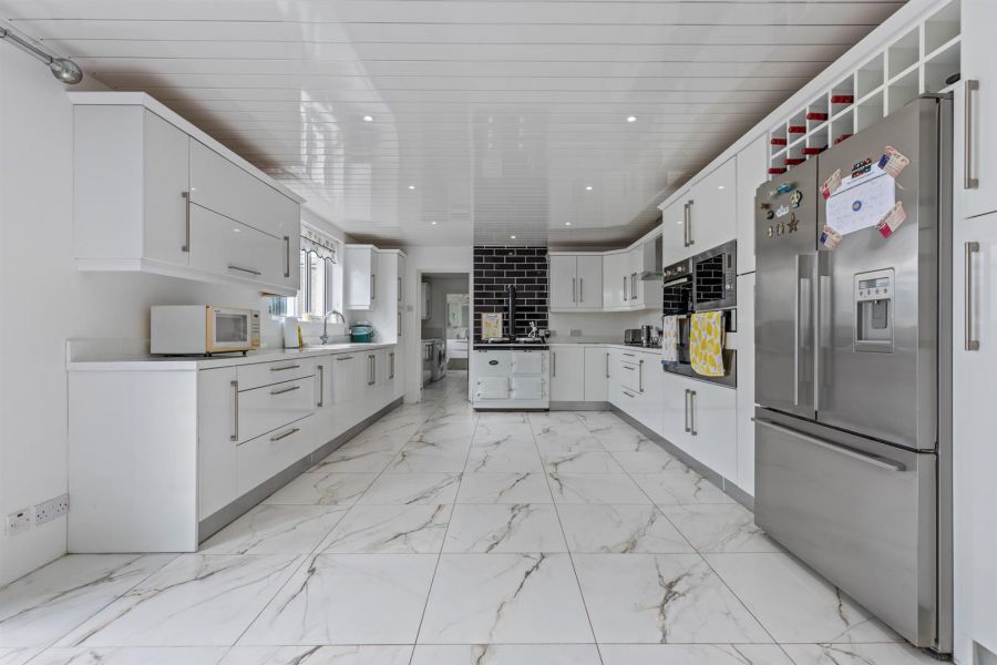 160 Whitechurch Road