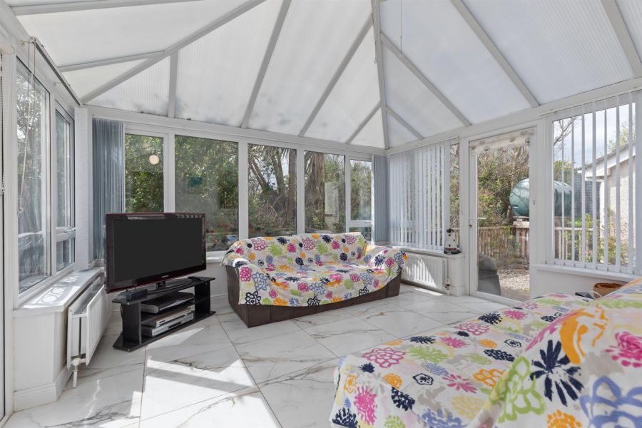 160 Whitechurch Road