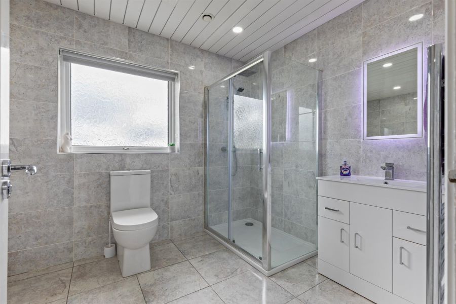 160 Whitechurch Road