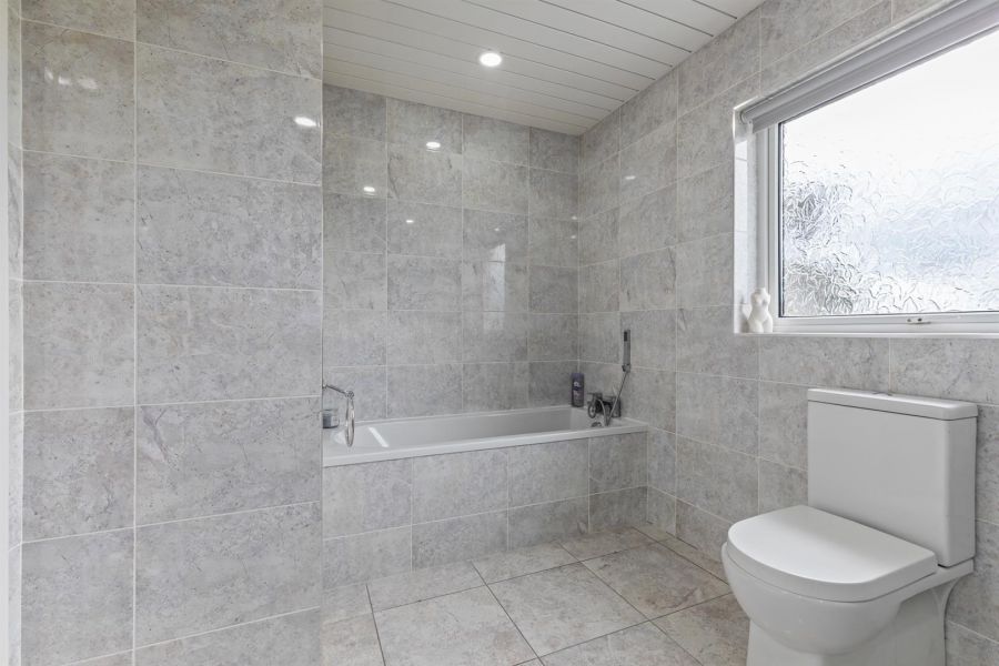 160 Whitechurch Road