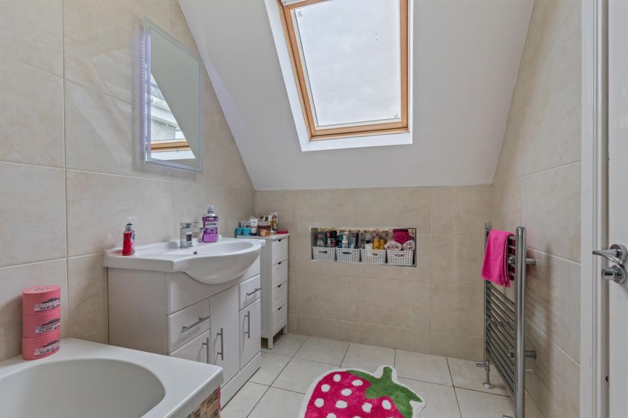 160 Whitechurch Road