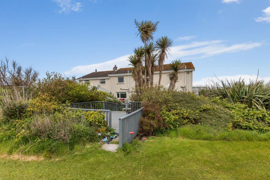 160 Whitechurch Road