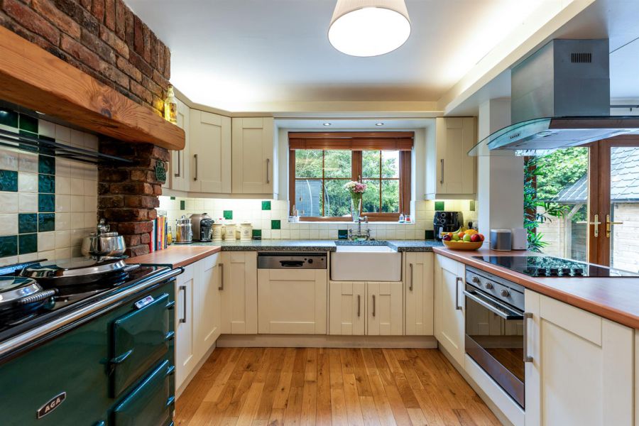7 Tullykevin Road