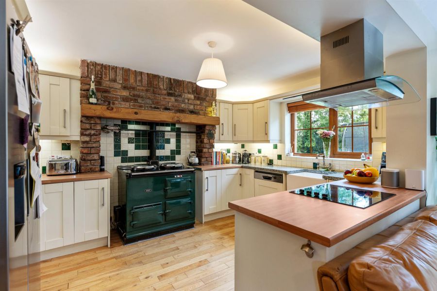 7 Tullykevin Road