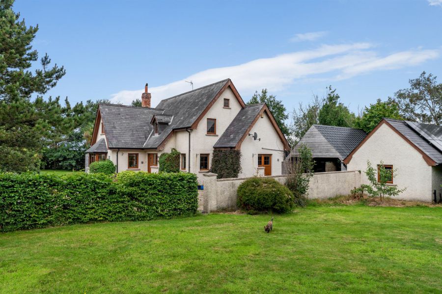 7 Tullykevin Road