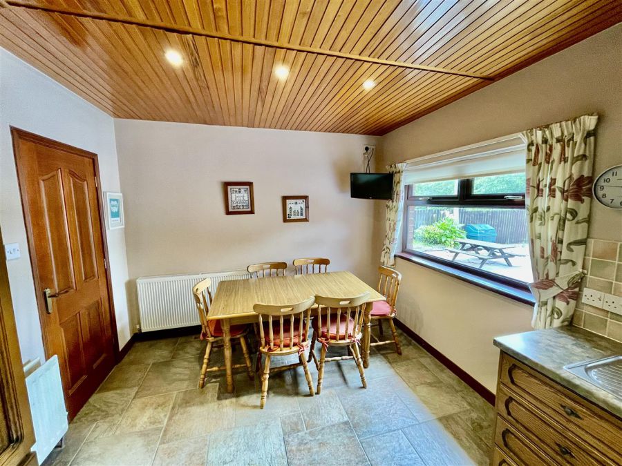 25 Cloughey Road