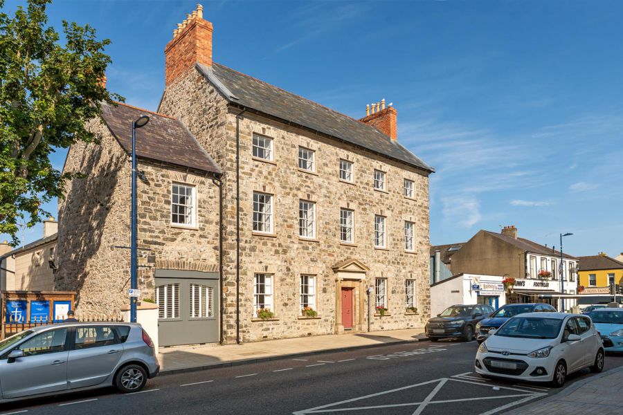 The Merchant House, Apt 4 High Street