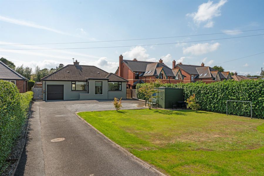 76a Warren Road