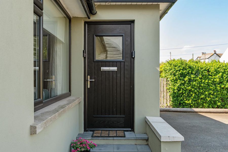 76a Warren Road