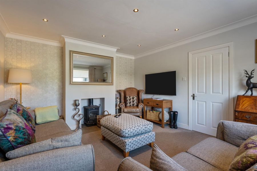 76a Warren Road