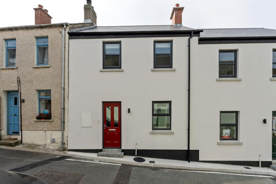 22 Hunters Lane