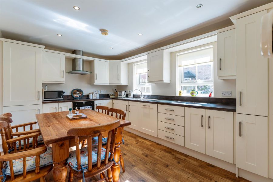 19 Cornmill Way