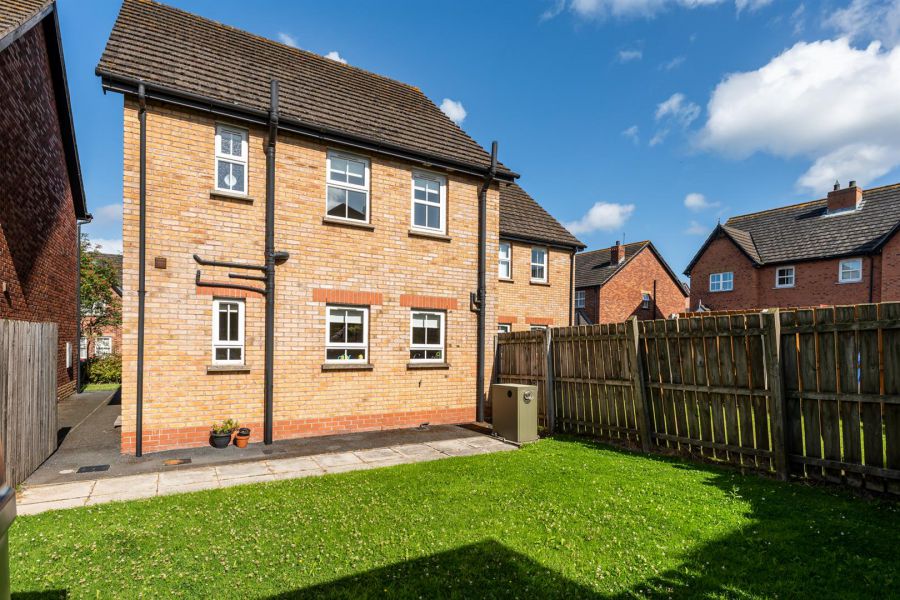 19 Cornmill Way