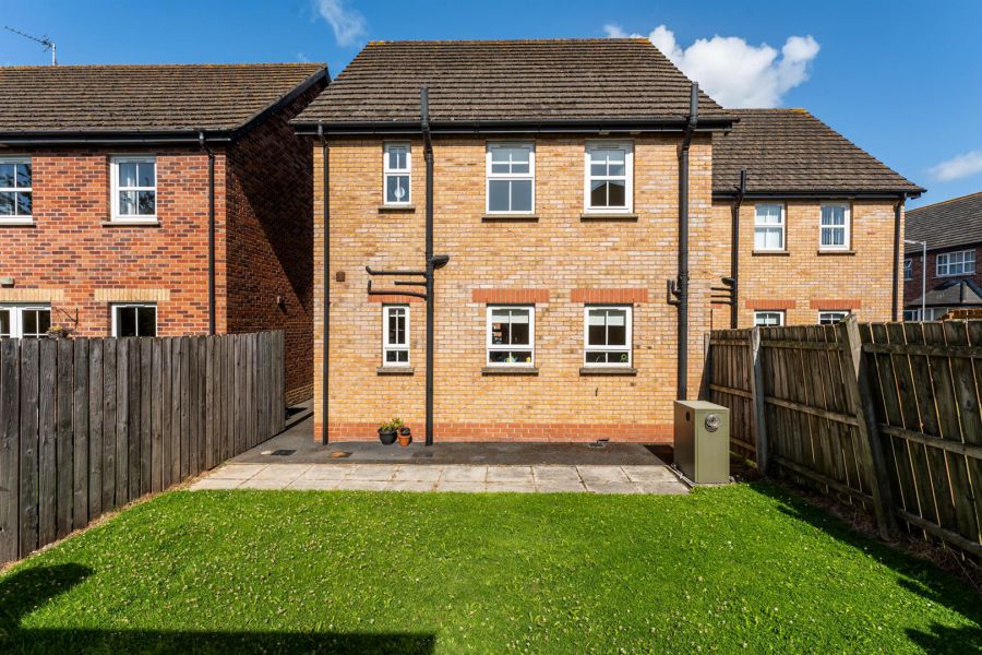 19 Cornmill Way