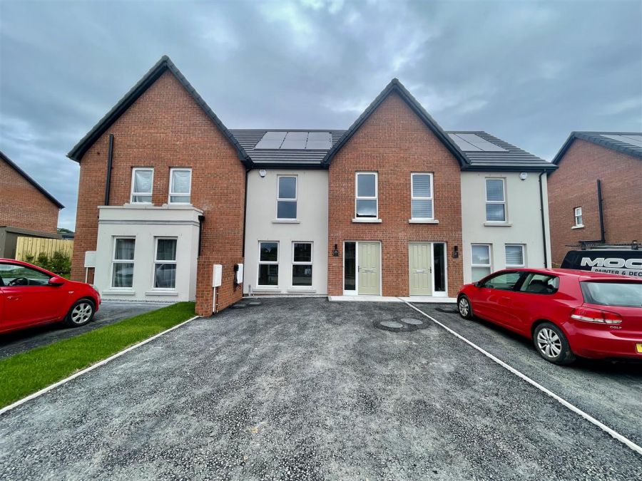 29 High Trees Walk,donaghadee, BT21 0GW