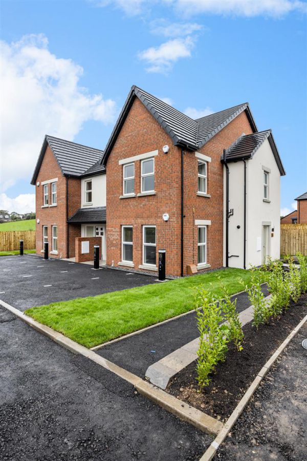 Acer, Site 192 High Trees (Ground Floor Apt)