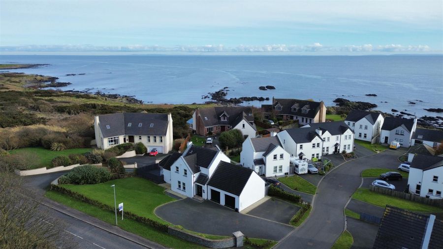 Sea Spray House, 2 Vester Cove