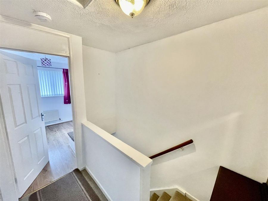 23 Churchill Avenue