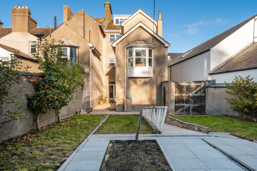 Danesfort, 21 Shore Street