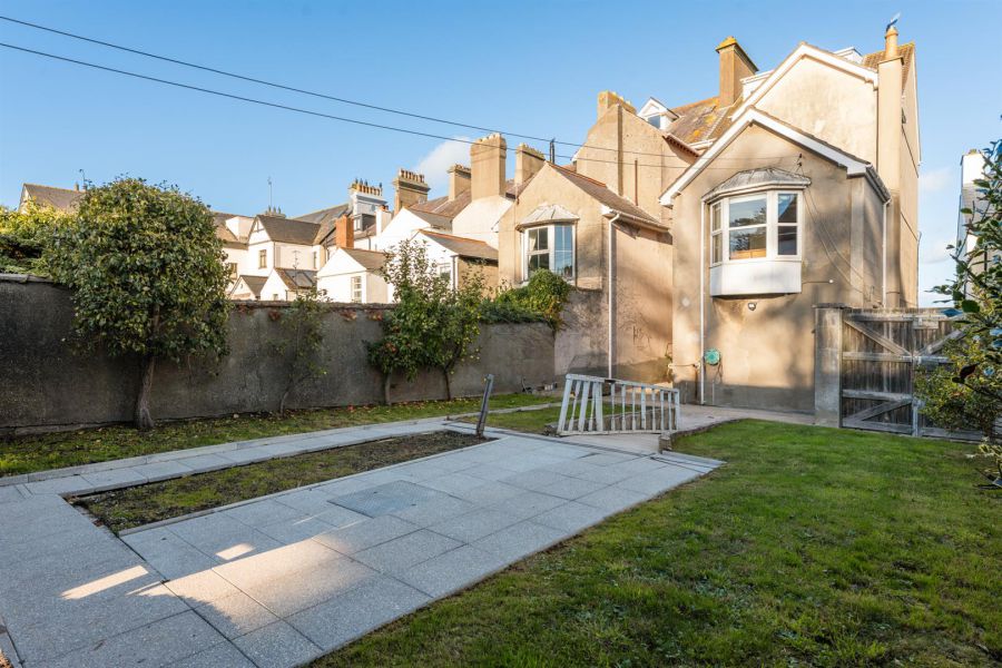 Danesfort, 21 Shore Street