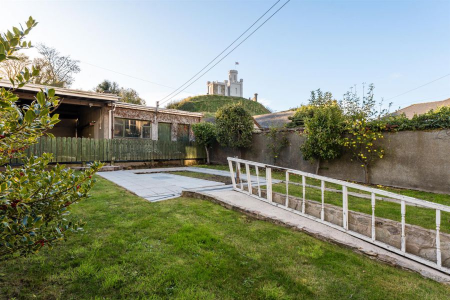 Danesfort, 21 Shore Street