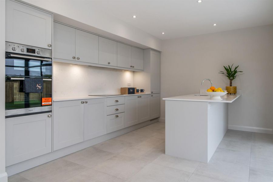 Pine, Site 199 High Trees (Including Sunroom)