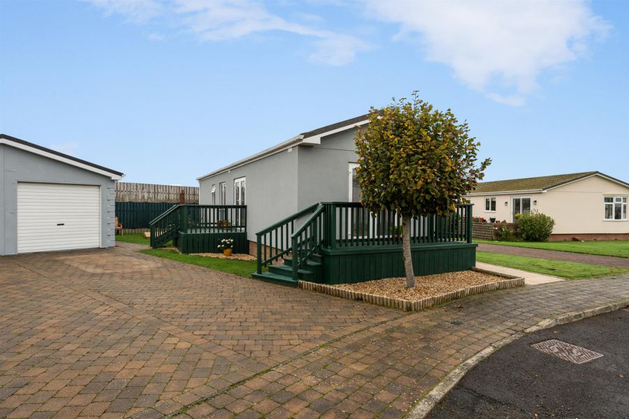 26 Kingfisher Way