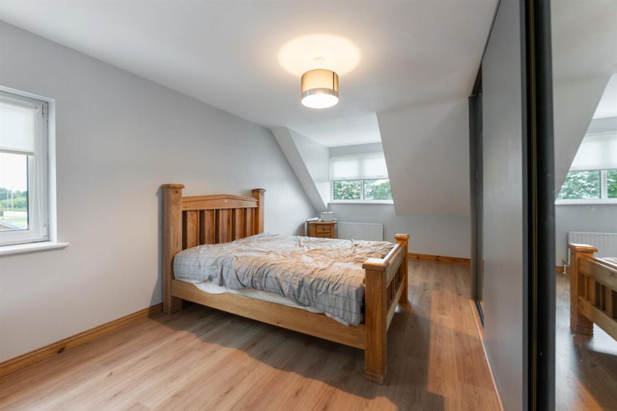 4 Castle Meadow Road