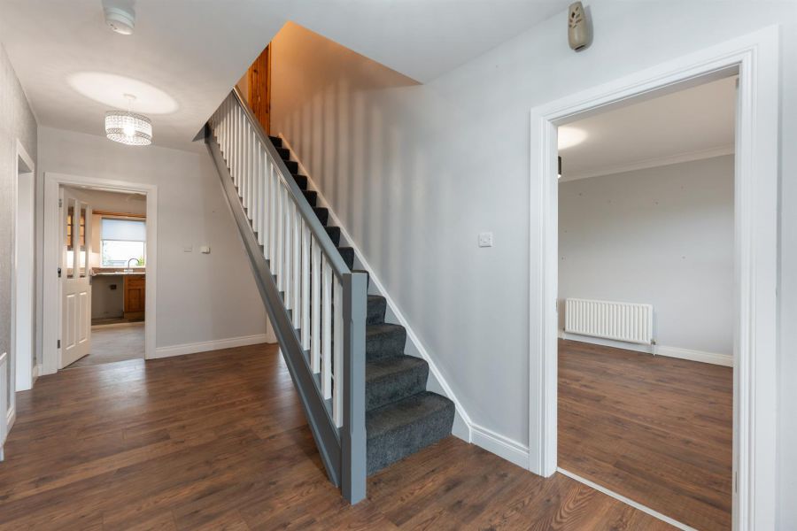 4 Castle Meadow Road