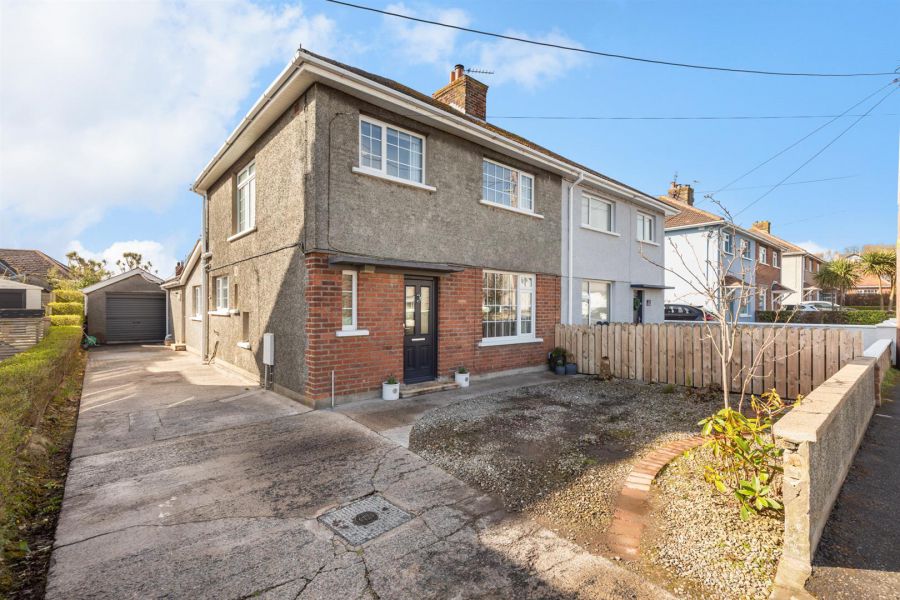 13 Gloucester Avenue