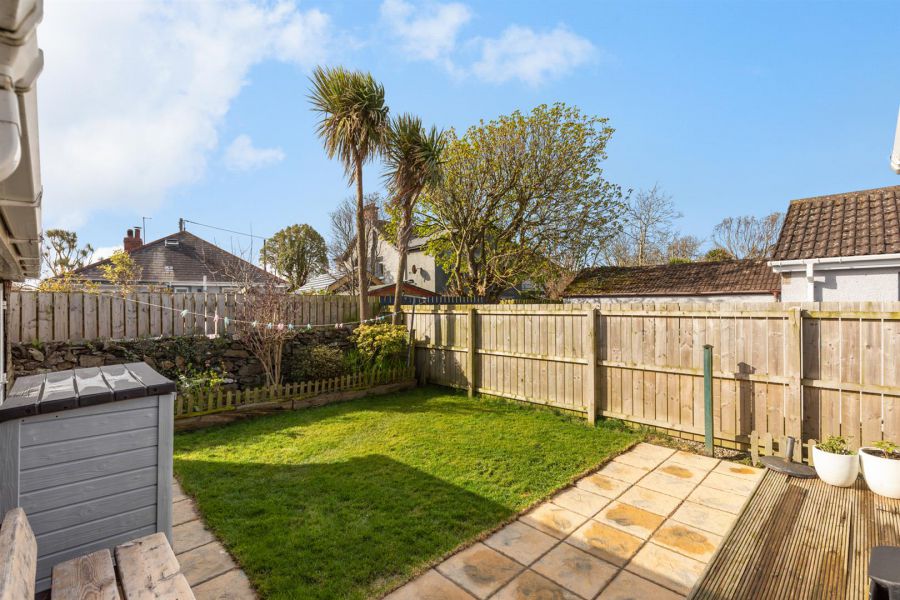 13 Gloucester Avenue