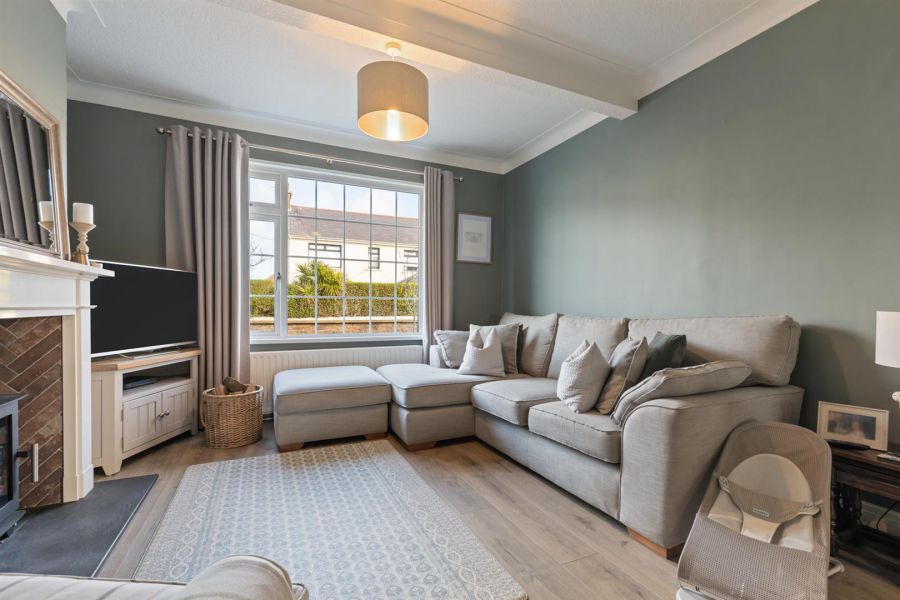 13 Gloucester Avenue