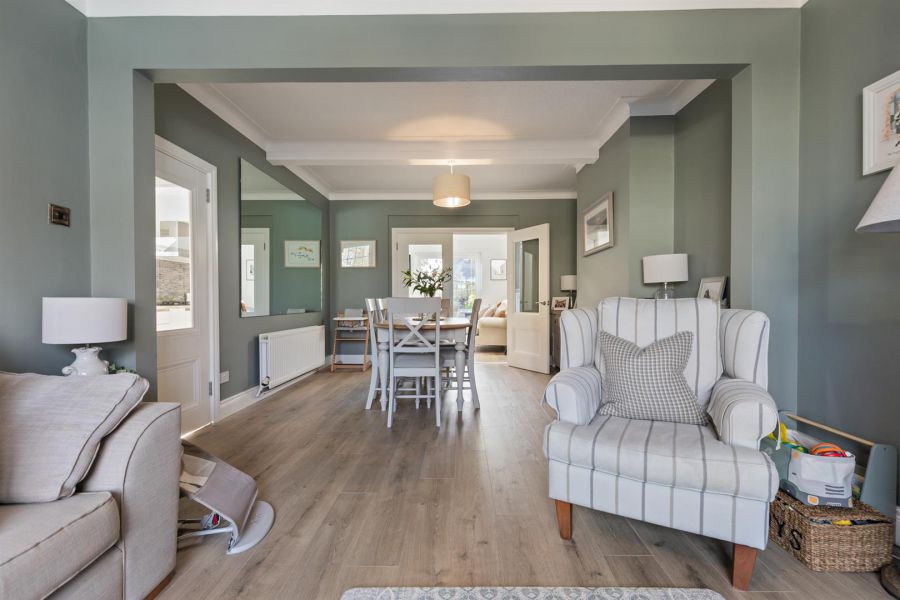 13 Gloucester Avenue