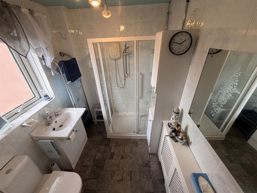 14 Barnagh Park
