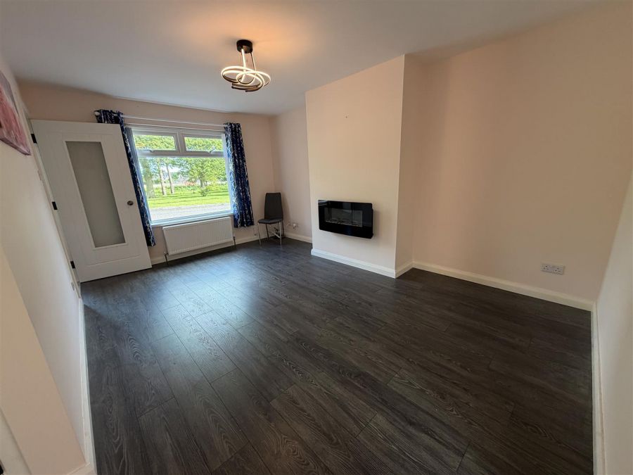 14 Barnagh Park