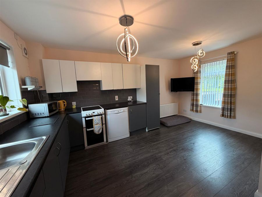 14 Barnagh Park