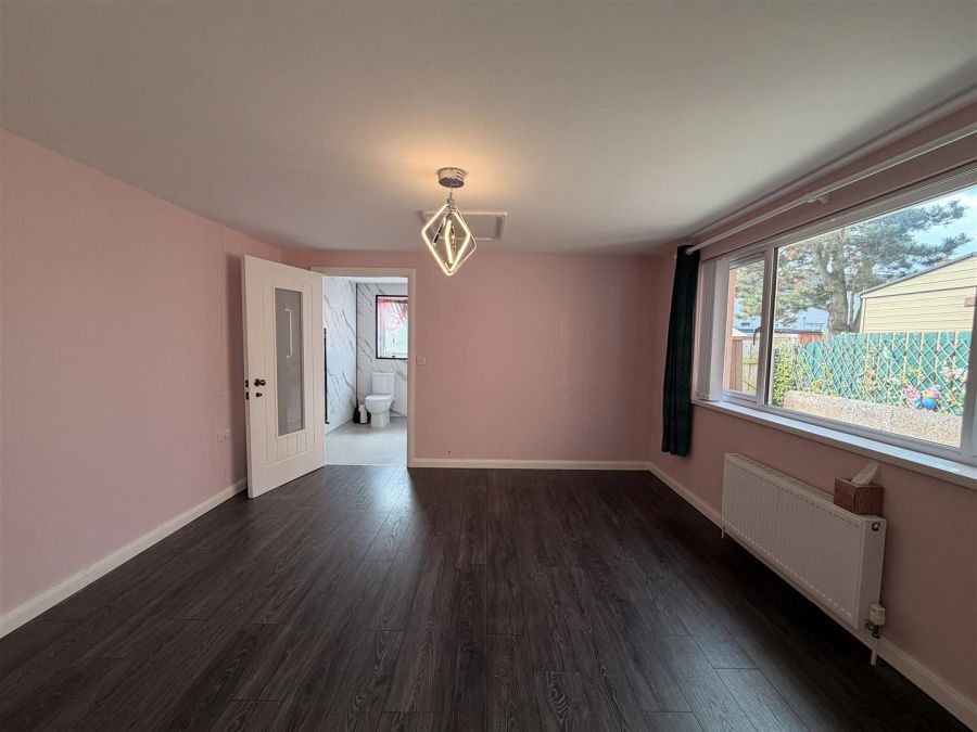 14 Barnagh Park