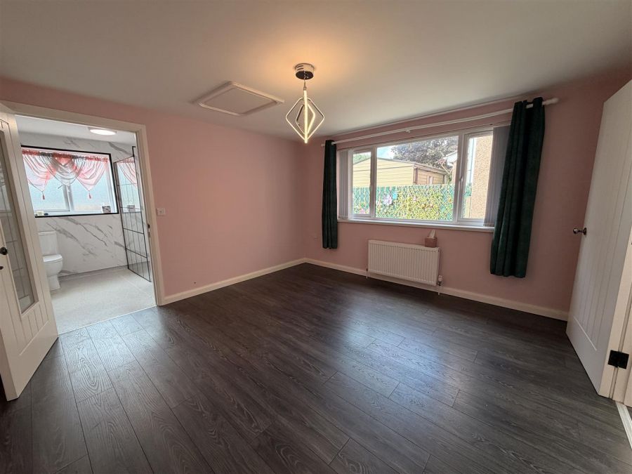 14 Barnagh Park