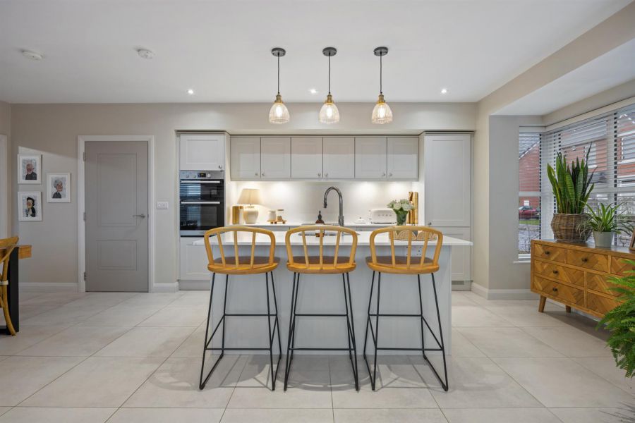 19 High Trees Crescent