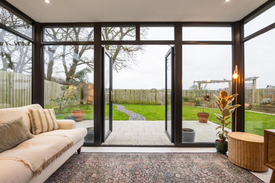 19 High Trees Crescent