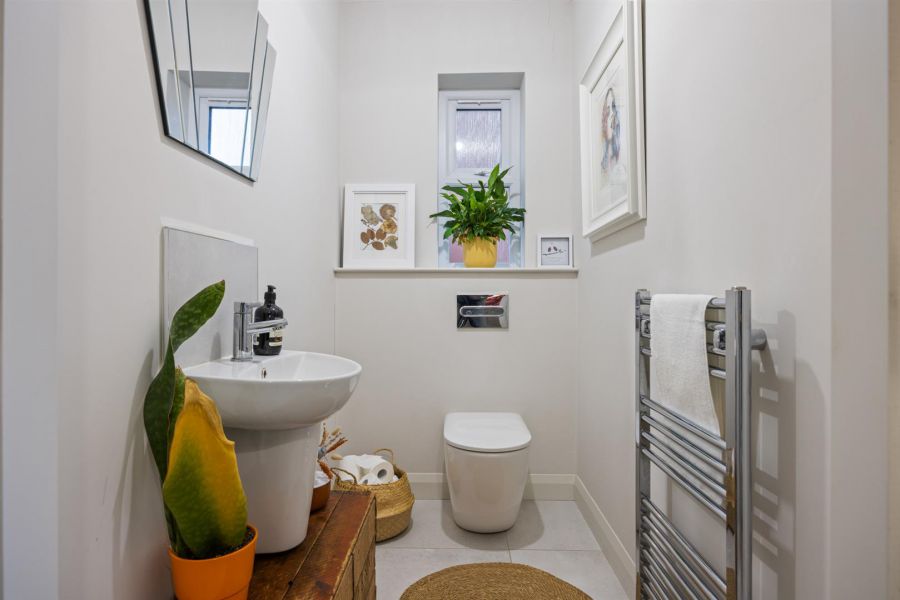 19 High Trees Crescent