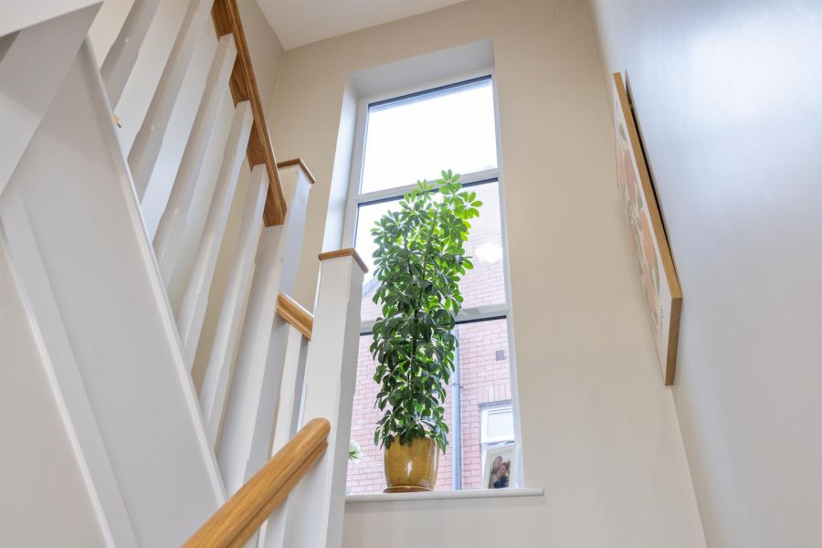 19 High Trees Crescent