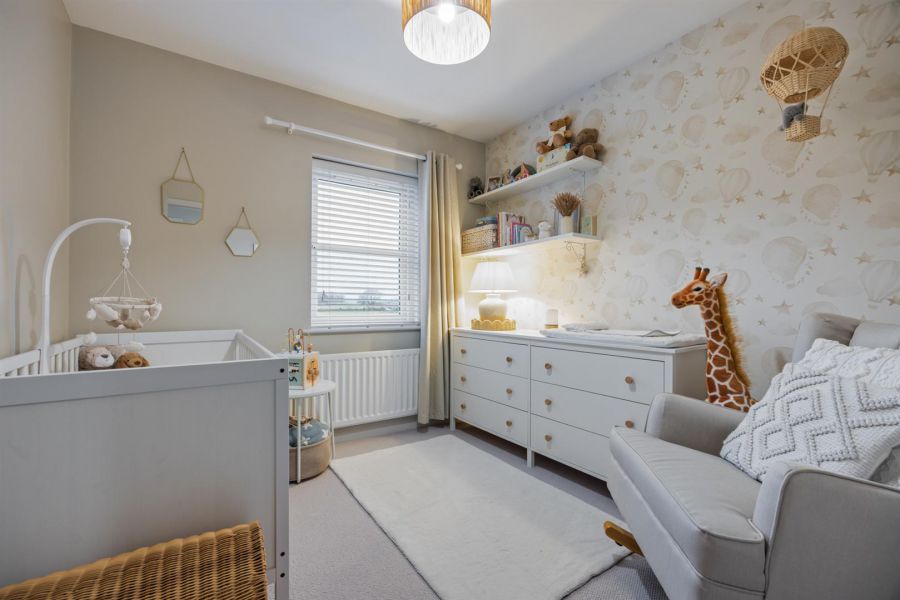 19 High Trees Crescent